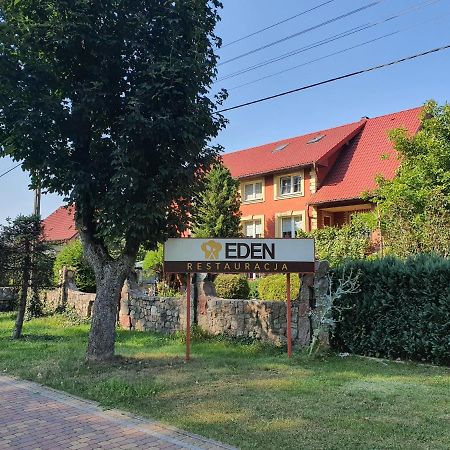 Pensjonat ,,Eden" Charbrowo Exterior photo